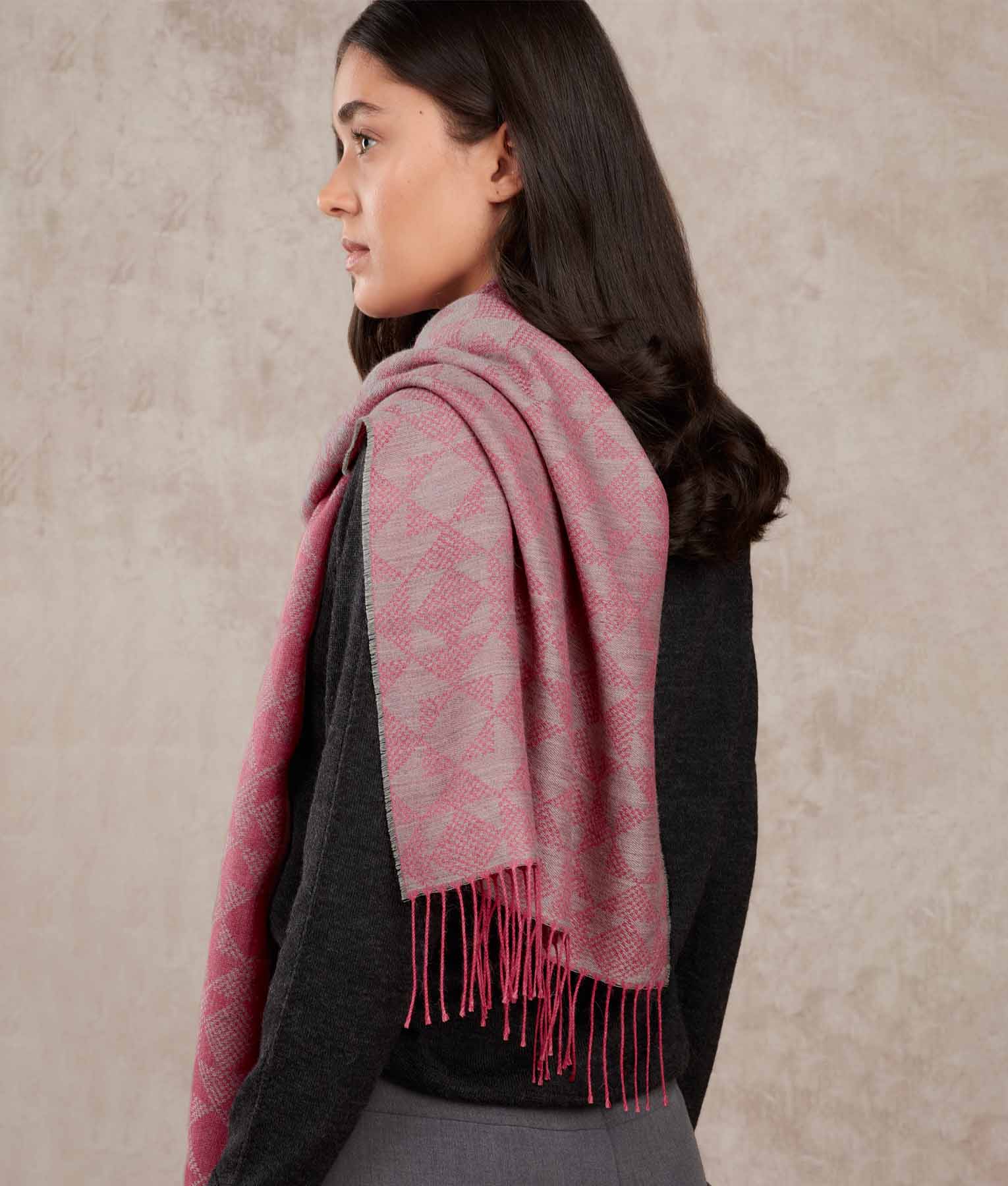 Bi Colour Mosaic Pattern Jacquard Scarf