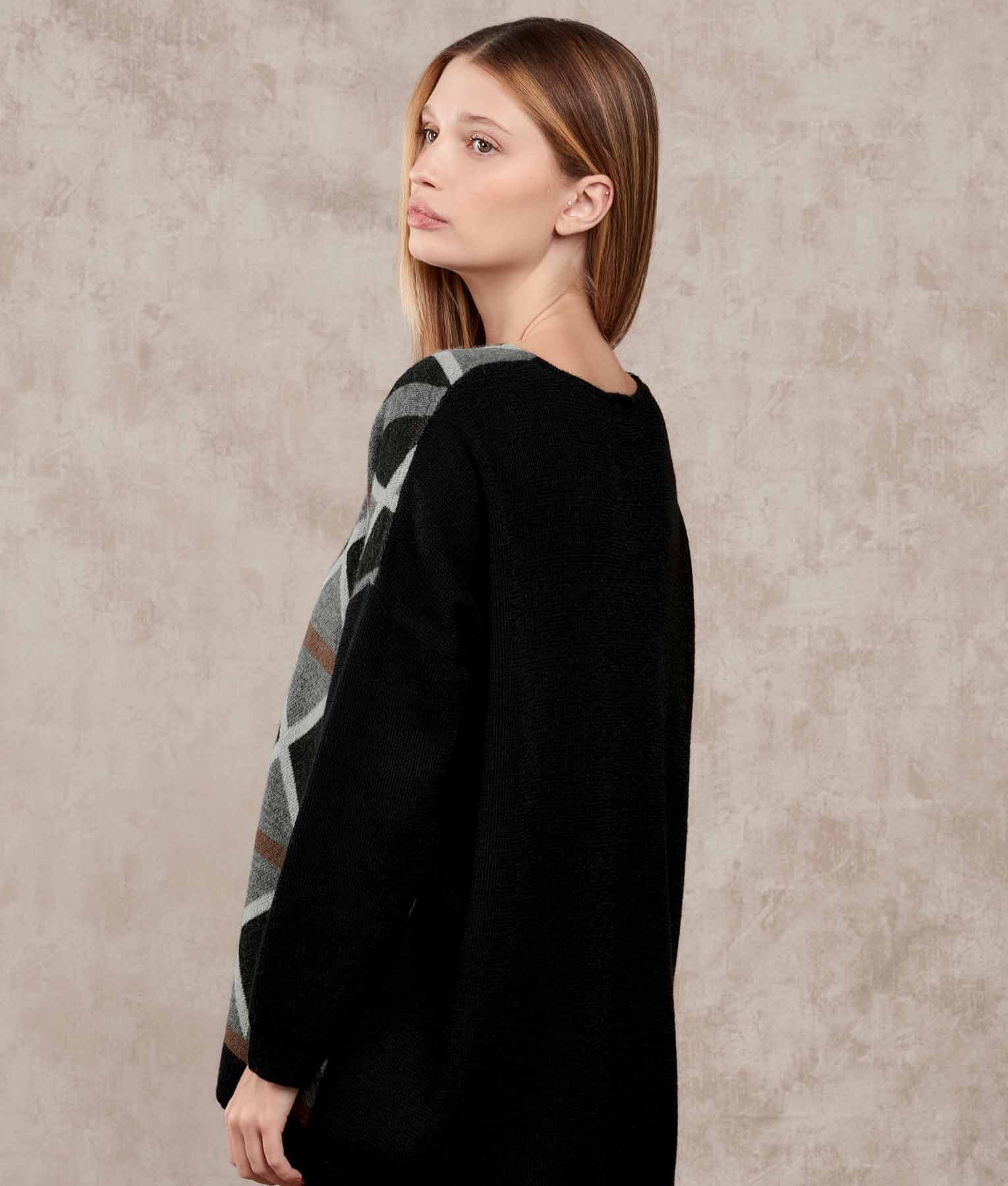 Loose Poncho And Collar