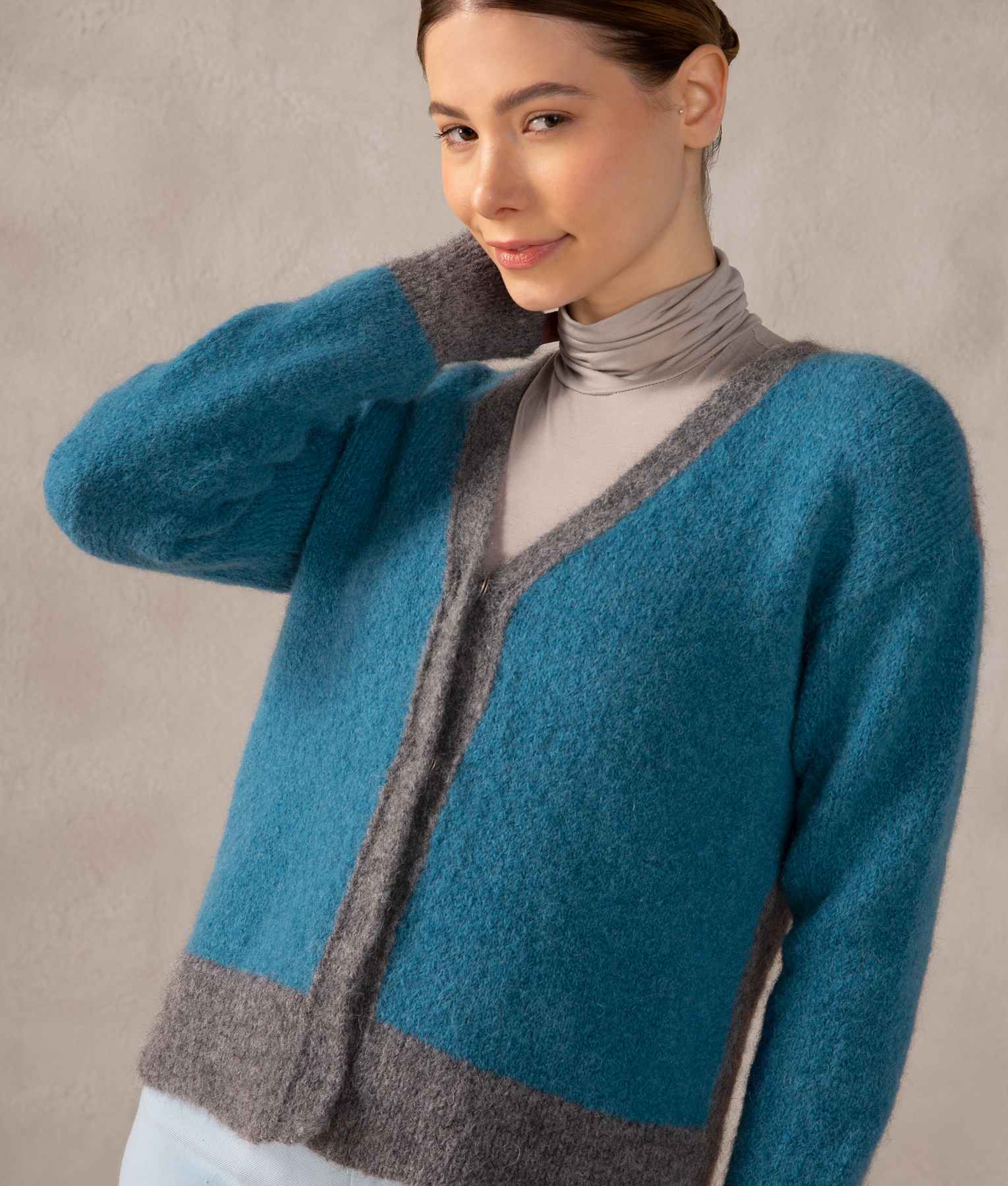 Baby Alpaca Color Blocked Cardigan